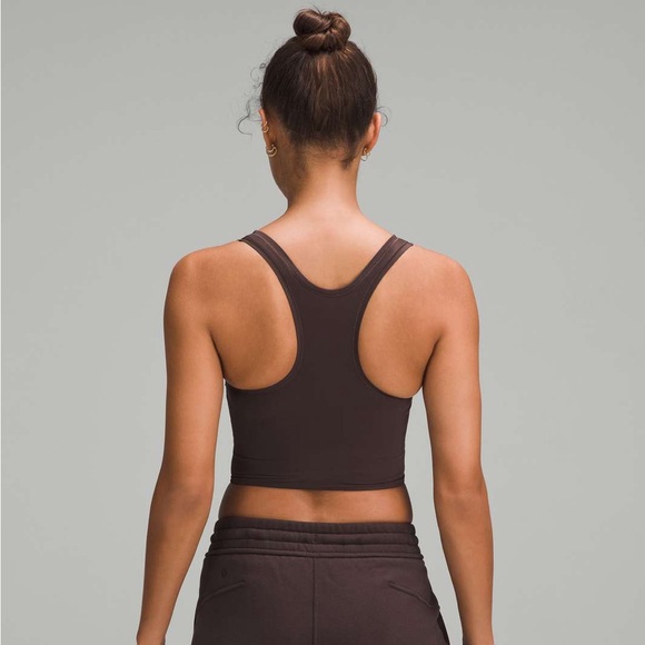 Nulu Scoop-Neck Cropped Tank Top — ESPR - Picture 2 of 6